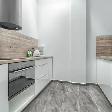 Park By Platinum Apartment *