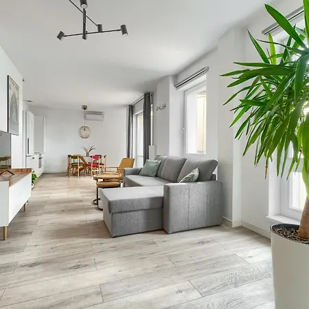 Park By Platinum * Estetino