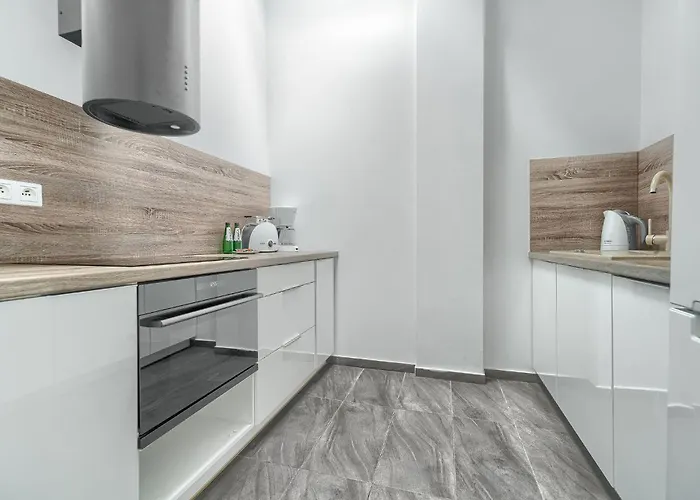 Park By Platinum Apartman *